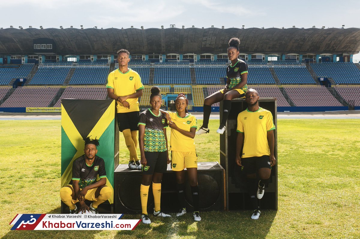 عکس| لباس خاصی که مورد توجه قرار گرفت