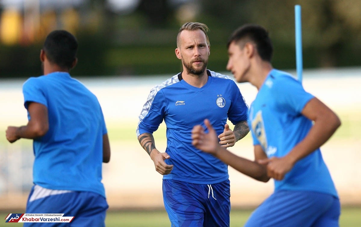 هافبک استقلال بازی برابر السد را از دست داد