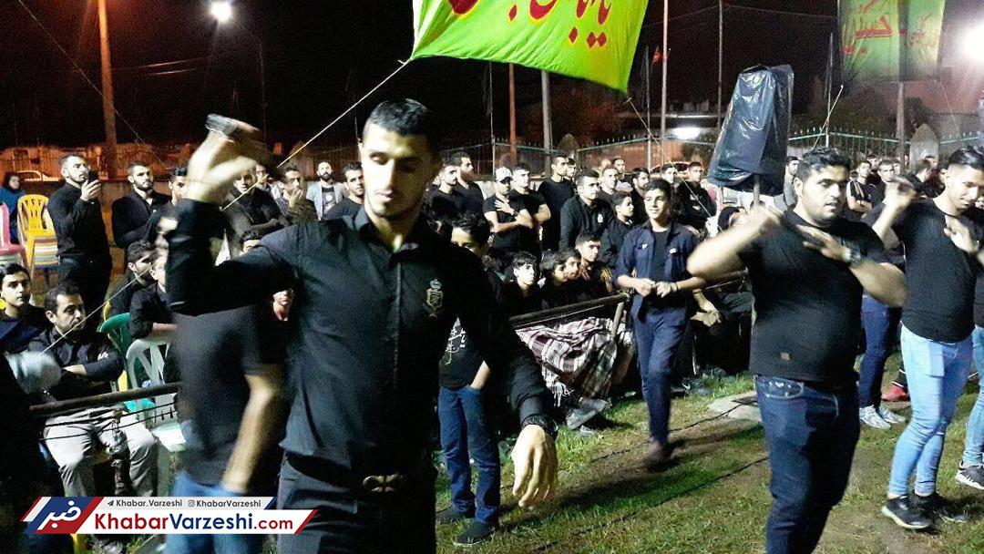 عکس| زنجیرزنی آقای گل پرسپولیس در زادگاهش