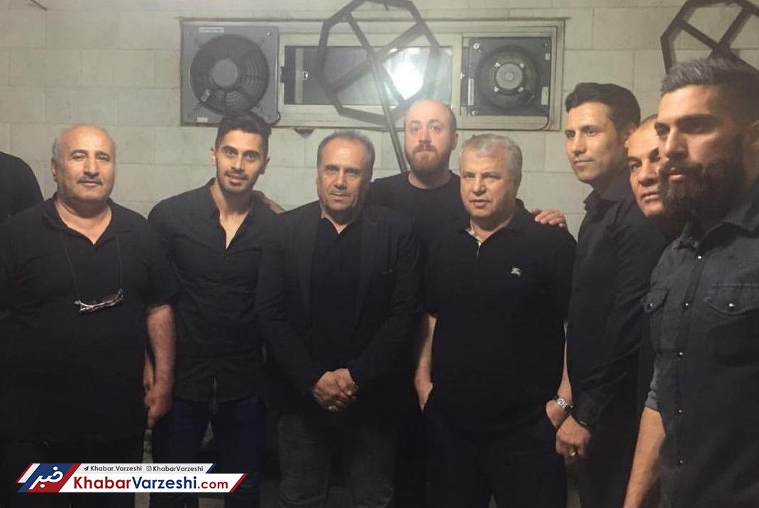 عکس| پرسپولیسی‌ها در هیئت سلطان