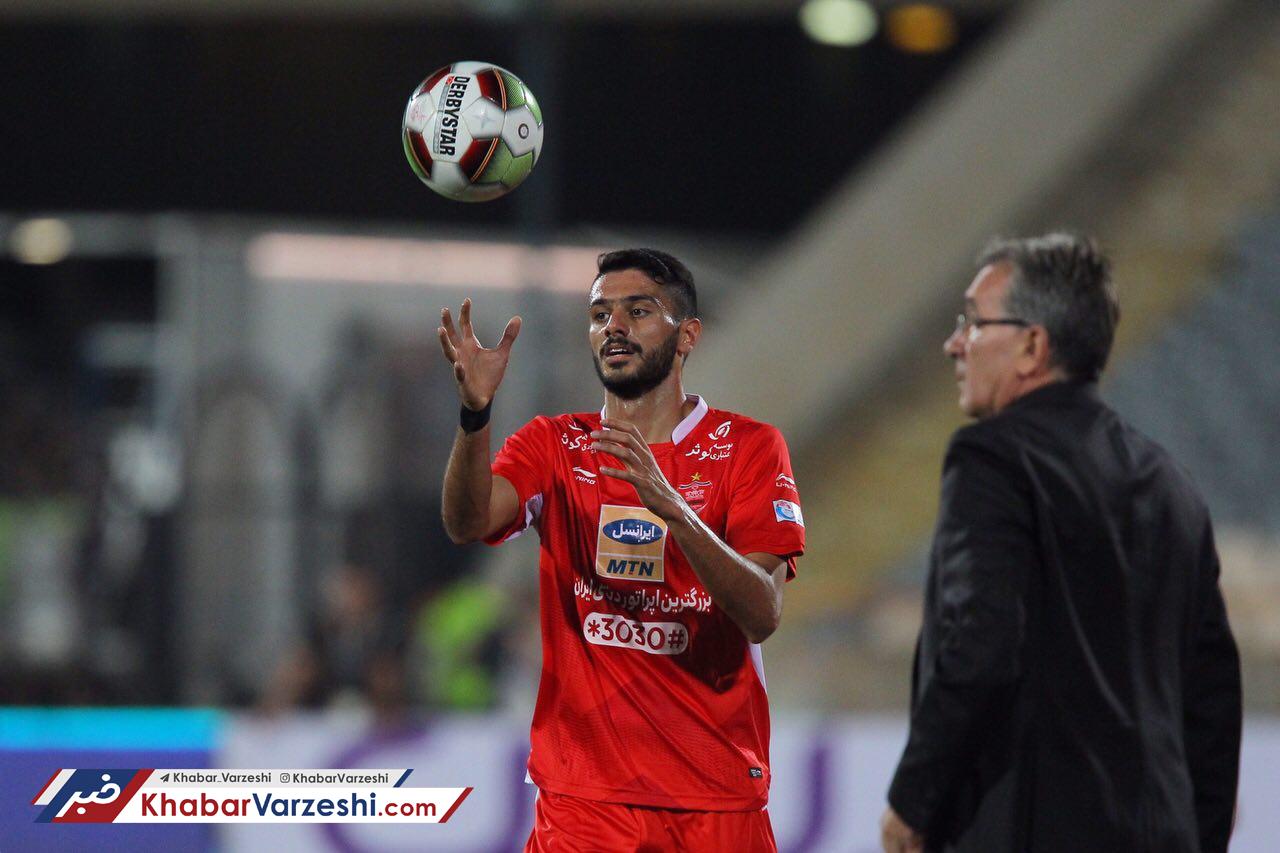 مصلح به عشق هواداران طلبش را بخشید