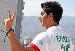 فرزاد فرزین: همسرم استقلالی است و بیشتر از همه با او کل‌کل دارم