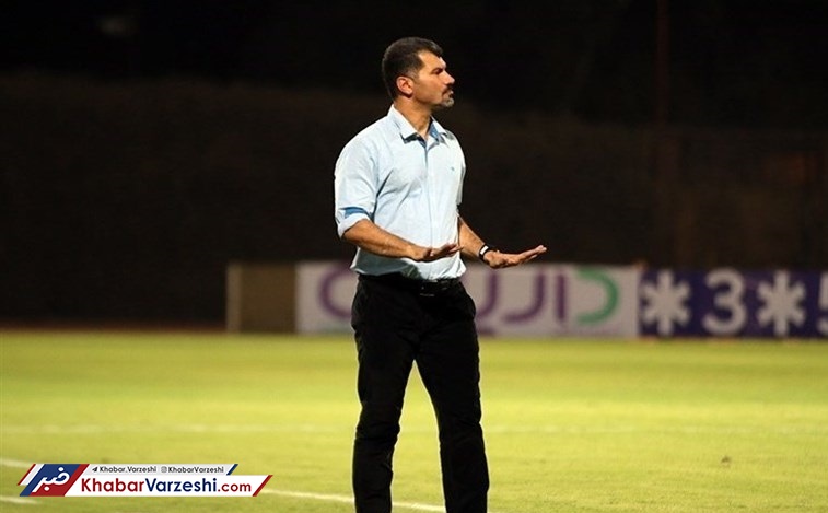 شعار علیه یزدی در نشست خبری