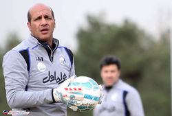 شفر باید جوابگوی انتخاب این خارجی‌ها باشد