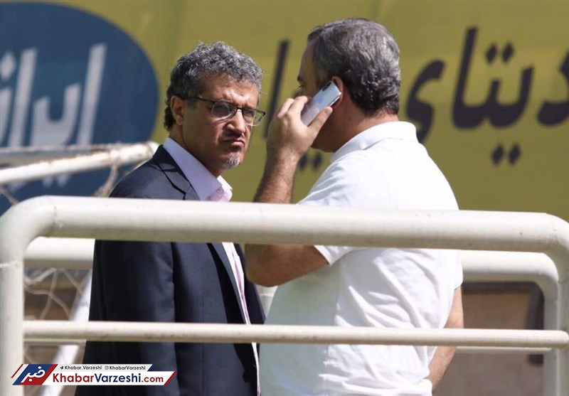 بازیکنان پرسپولیس برای پاداش بازی نمی‌کنند