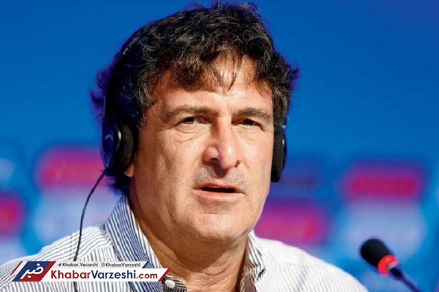 بهتر است مارادونا دهانش را ببندد