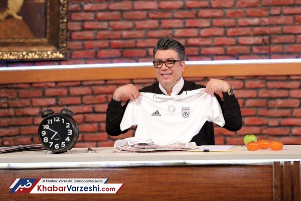 واکنش رشیدپور به هدیه‌ کی‌روش؛ شبیه کدو تنبل شدم!+ویدیو