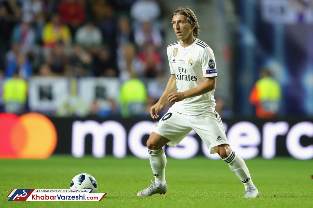 مودریچ‌: از کار‌های رسانه‌ای رونالدو خوشم نمی‌آید