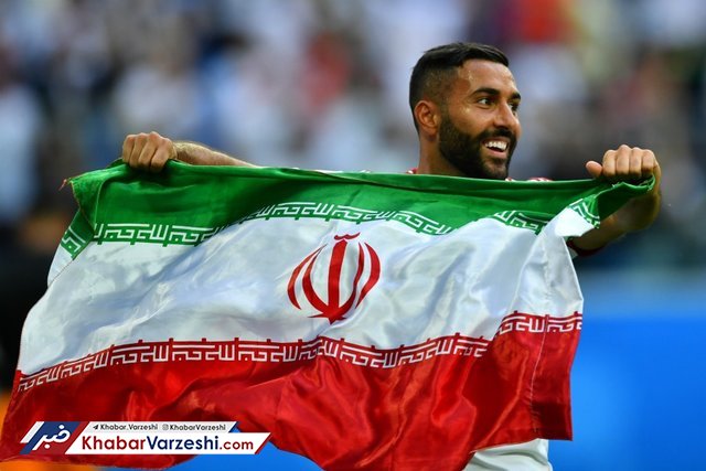 عکس| واکنش سامان قدوس به حضور زنان در آزادی