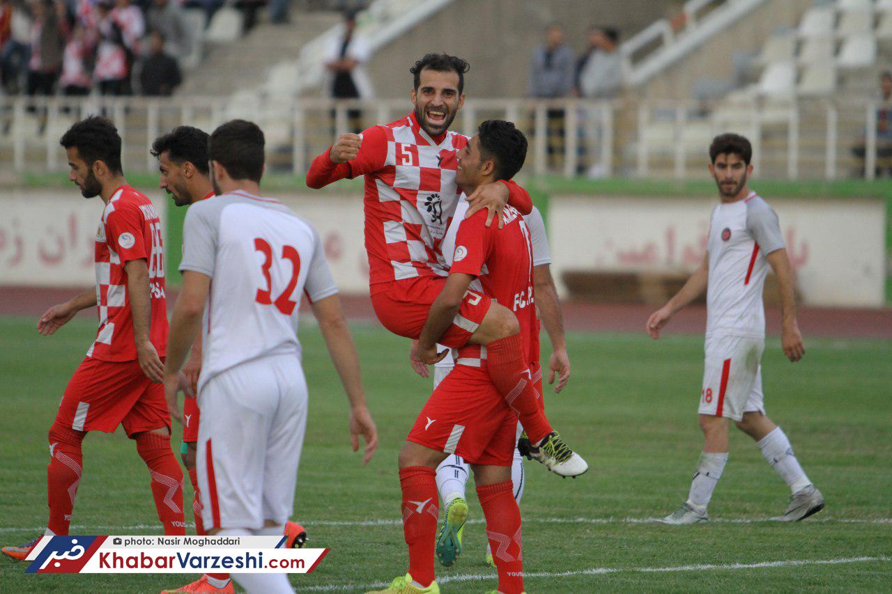 گزارش تصویری‌| جشنواره گل پرسپولیس پاکدشت مقابل شهرداری تبریز در لیگ دسته اول