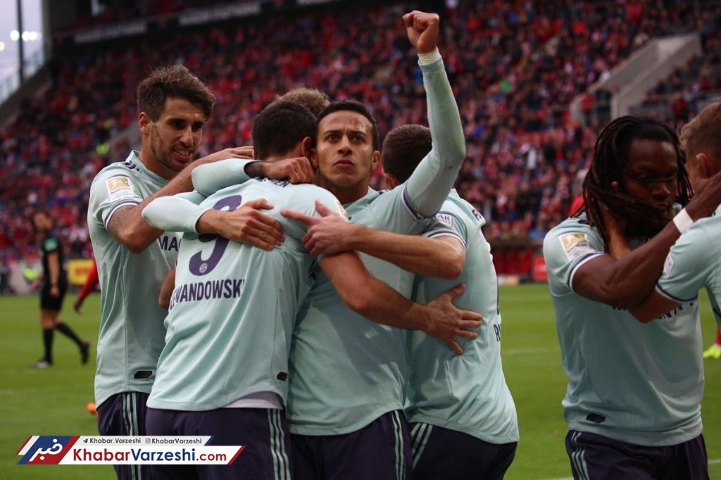 بایرن به زنبورها نزدیک‌تر شد