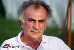 دایی عصبانیتش را کنترل کند