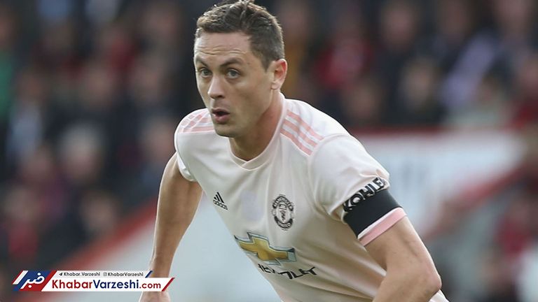 رفتار غیرمتعارف هافبک منچستر در انگلیس