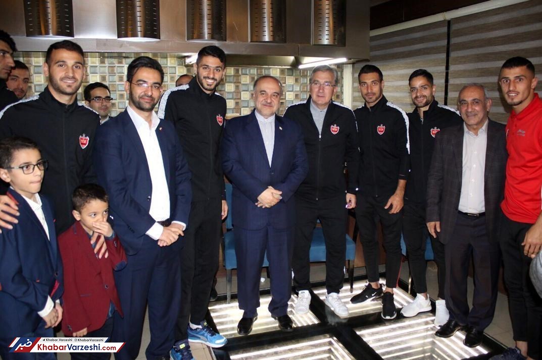 عکس| وزرای دولت در اردوی پرسپولیس