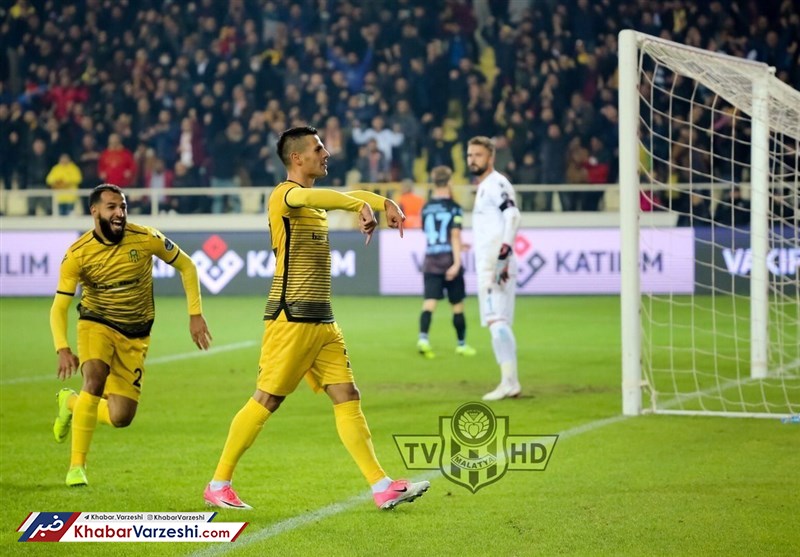 باخت سنگین ترابزون در شب بد مجیدحسینی