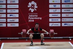 ضربه سرمربی تیم ملی پرده گوش شاگردش را پاره کرد!