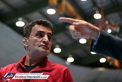 محمد بنا: اول باید فکر بچه‌ها را به مسیر اصلی برگردانیم