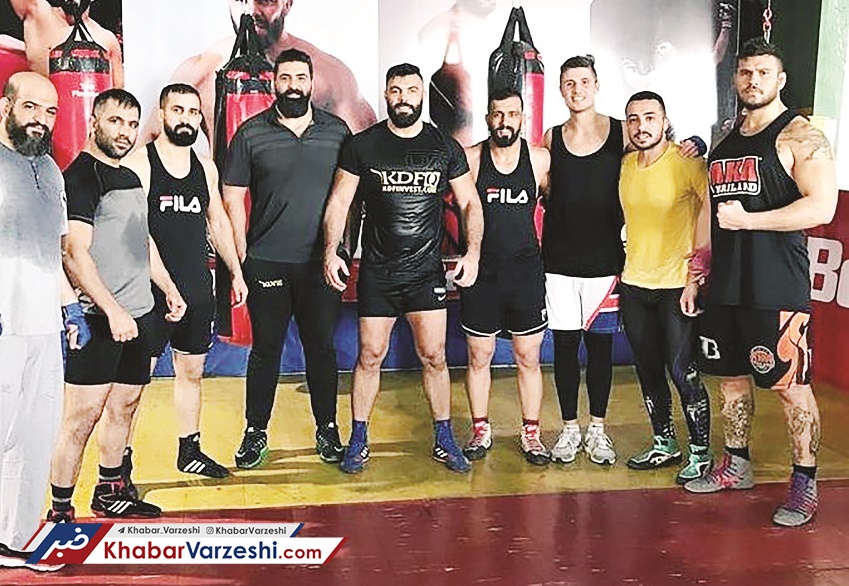 تمرین مشترک کاپیتان ووشو با علی‌اکبری