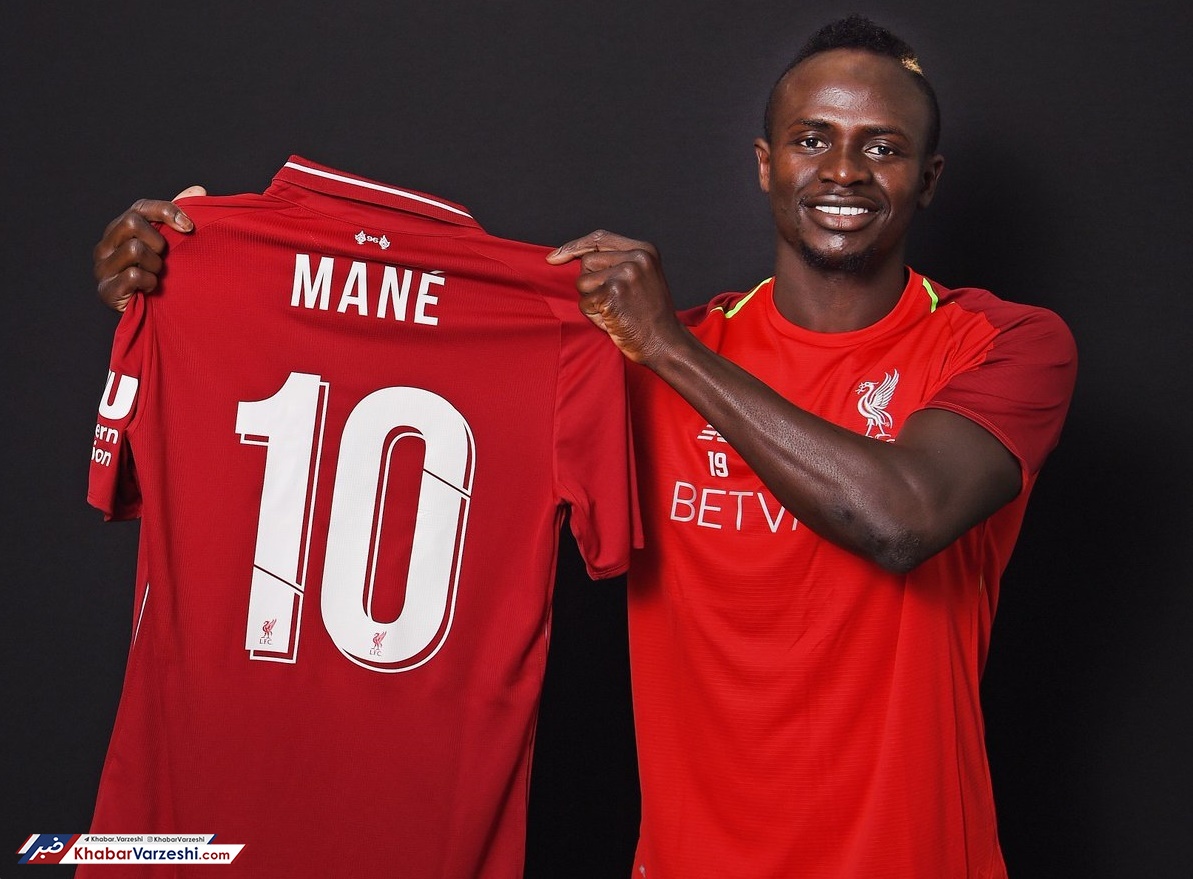 مانه‌: مسلمانم و ۵ بار در روز نماز می‌خوانم