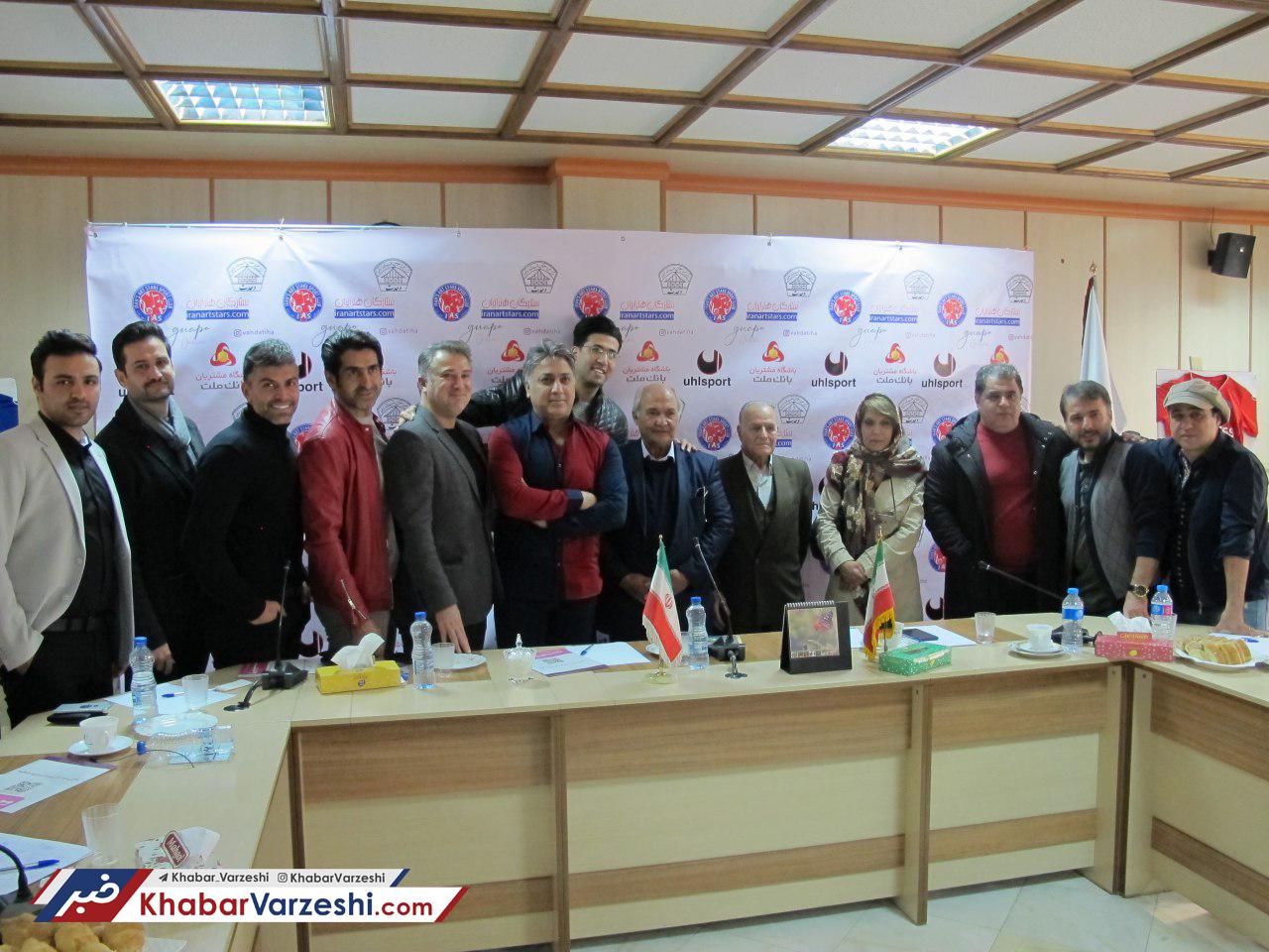 دربی هنرمندان به نفع دختران وحدت