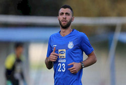 رقابت عجیب در پست دفاع چپ استقلال!