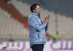 بازیکن ما خوابش برد که باختیم!