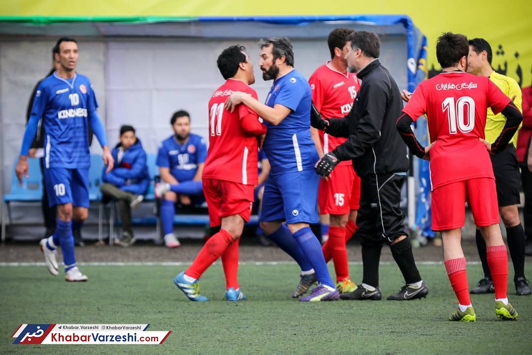 خداداد: ۲ تا مار ستار را نیش زدند!