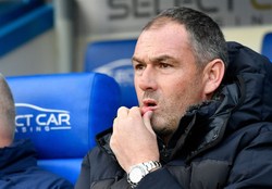 سرمربی تیم عزت‌اللهی اخراج شد