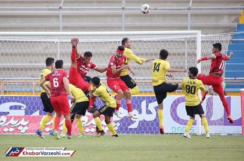 مقابل پرسپولیس تیم دست و پا بسته‌ای نیستیم