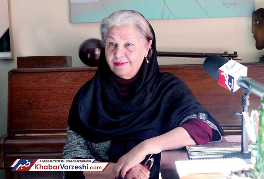 سیمین اکرامی: حکومت پهلوی دستور داد شاهین را تعطیل کنند