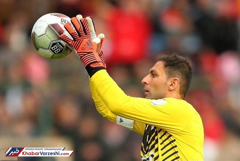 حتما نیازمند خوب بود که حسینی خط خورد