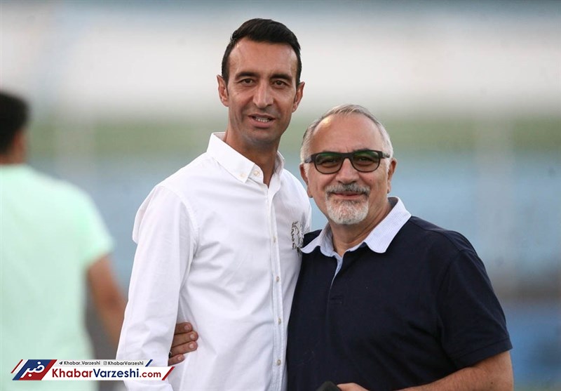 آقای گل استقلال در تدراک سفر فوتبالی - تحقیقاتی!