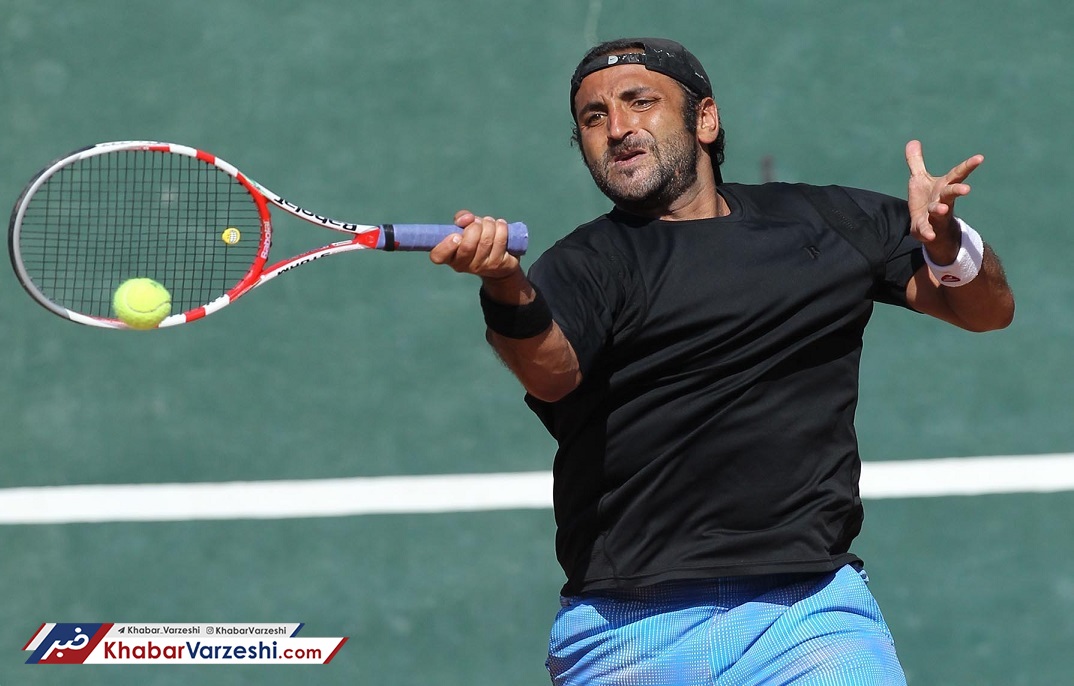 انوشا شاهقلی: بازیکن حرفه‌ای نباید مربیگری کند