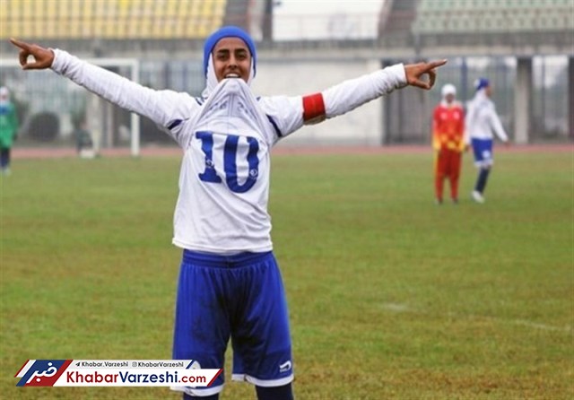 بیشتر از خانم گلی به فکر قهرمانی ملوان هستم