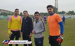 با پای شکسته ۳ بازی کنار تیم بودم اما دیگر نمی‌توانم