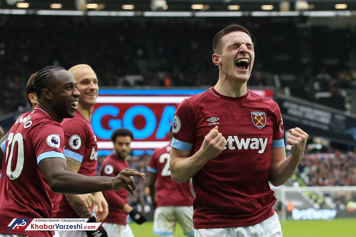 چکش بر سر توپچی‌ها فرود آمد