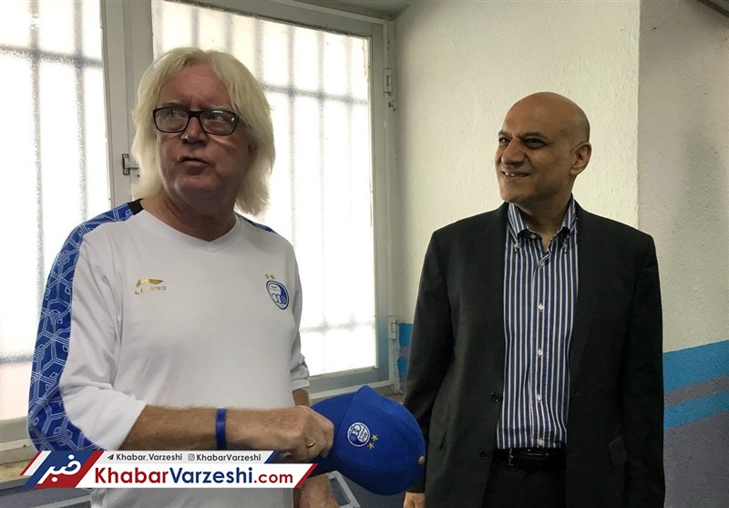 فتحی: قبلی ها بمب منفجر کردند، ما در حال آواربرداری هستیم!