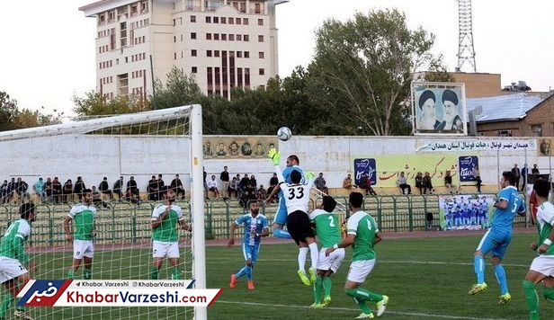 حتی یک بازیکن ذخیره برای دفاع نداشتیم