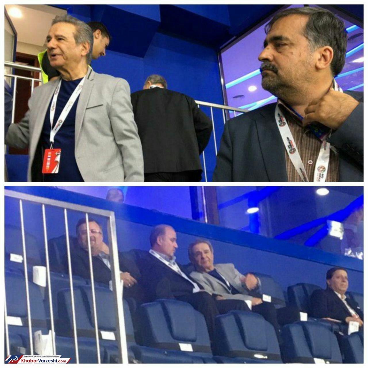 عکس| خواننده سرشناس ایرانی، تماشاگر تیم‌ملی