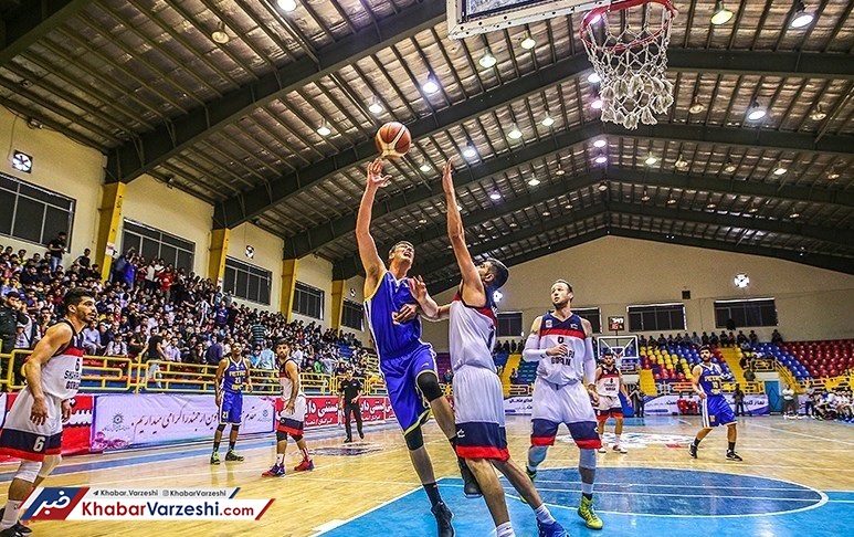 پیروزی صدرنشین و شیمیدر در لیگ برتر بسکتبال
