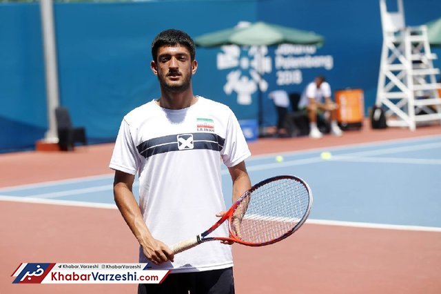 برای شروع تنیس یک جفت کتانی هم نداشتم