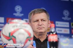 سرمربی بحرین: تا آخر هفته هستم