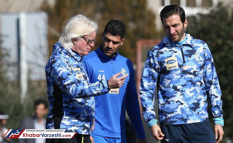 عکس| جلسه مهم شفر با مدافع راست استقلال