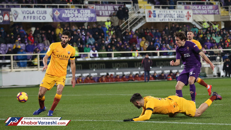 بنفش‌ها در فلورانس، سر گرگ را بریدند