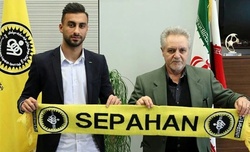 ویدئو| بازیکنان جدید سپاهان با کتک به تمرینات اضافه شدند!