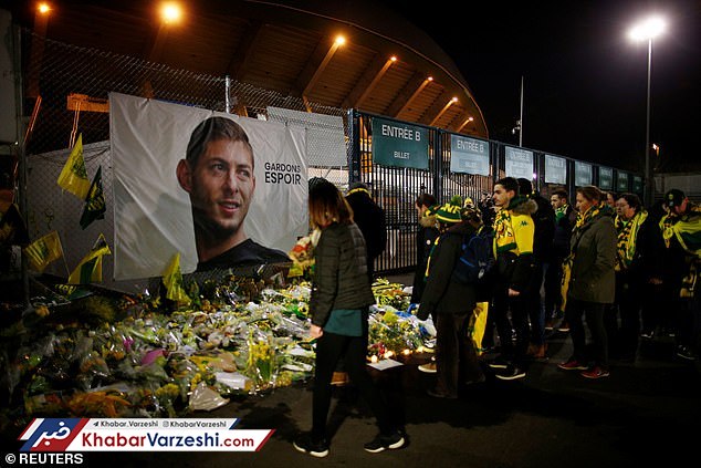 عکس| لاشه هواپیمای امیلیانو سالا پیدا شد