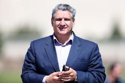 شاید مردان آهنین پخش نشود