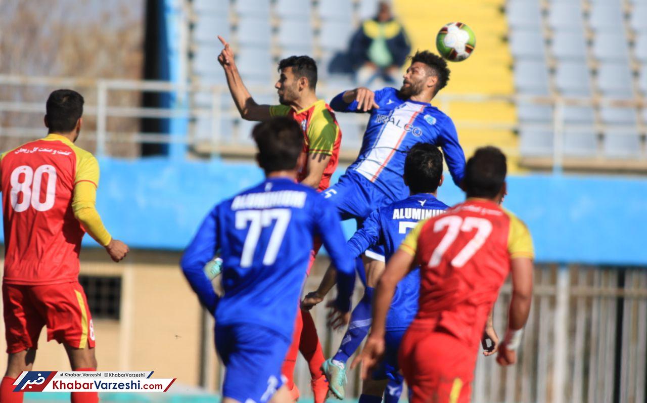 گزارش تصویری| تساوی خارج ازخانه گل ریحان البرز مقابل آلومینیوم اراک