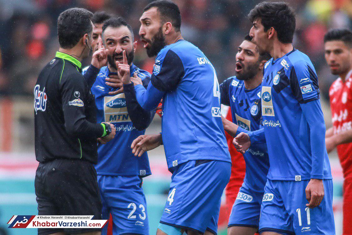 نه خورشیدی از شفر عذرخواهی کرد، نه قرار است عذرخواهی کند