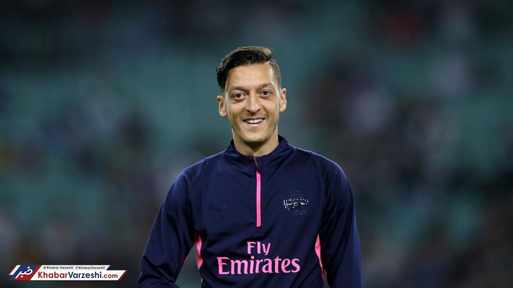 عکس| واکنش اوزیل به شایعه جدایی اش از آرسنال